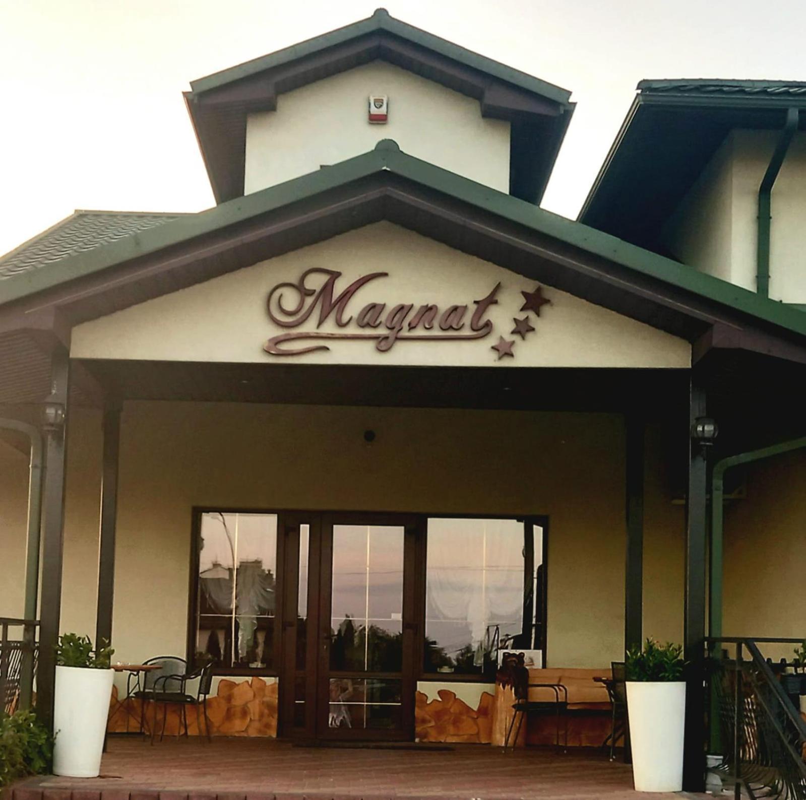 Hotel Magnat Głogów Małopolski Esterno foto